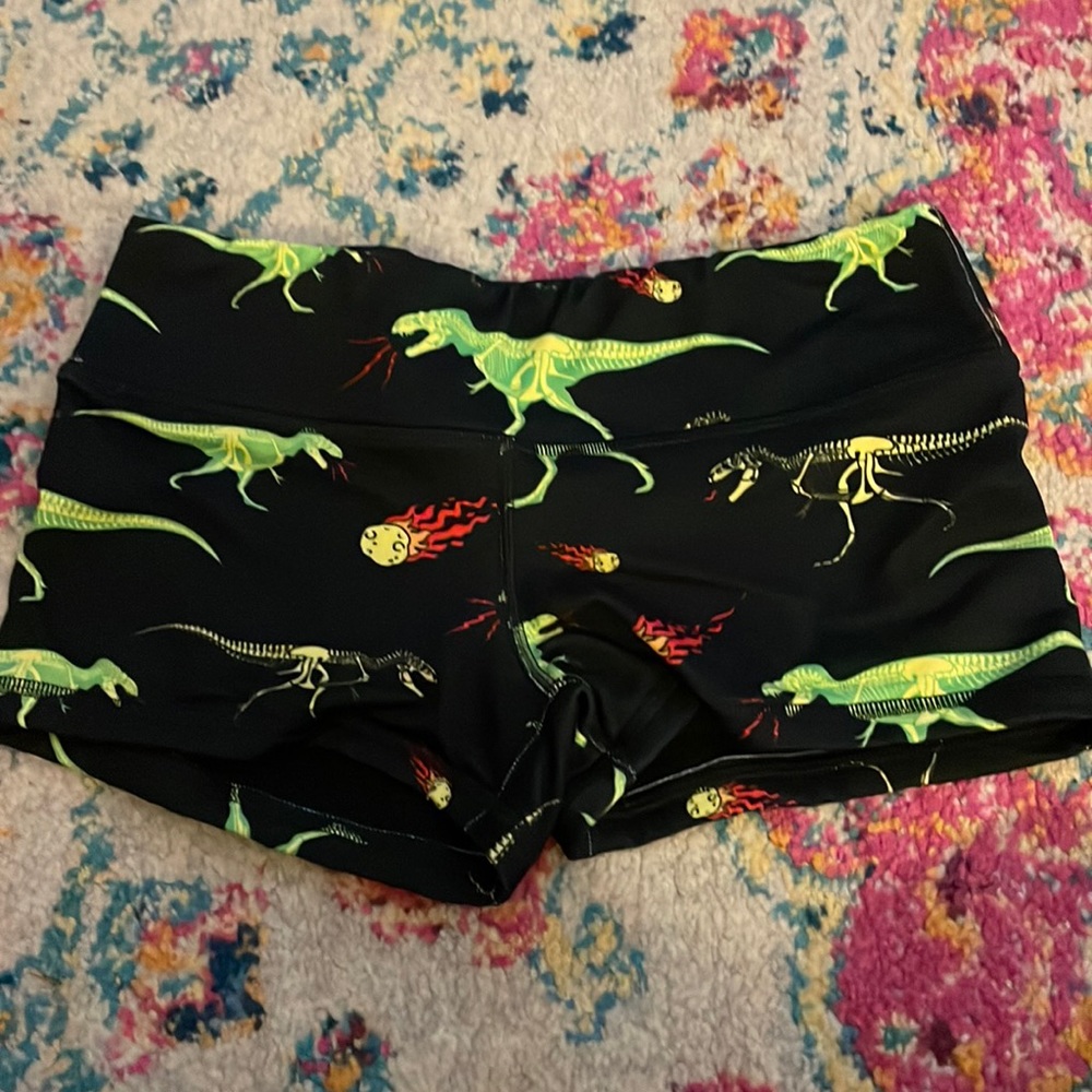 Fleo Shorts
